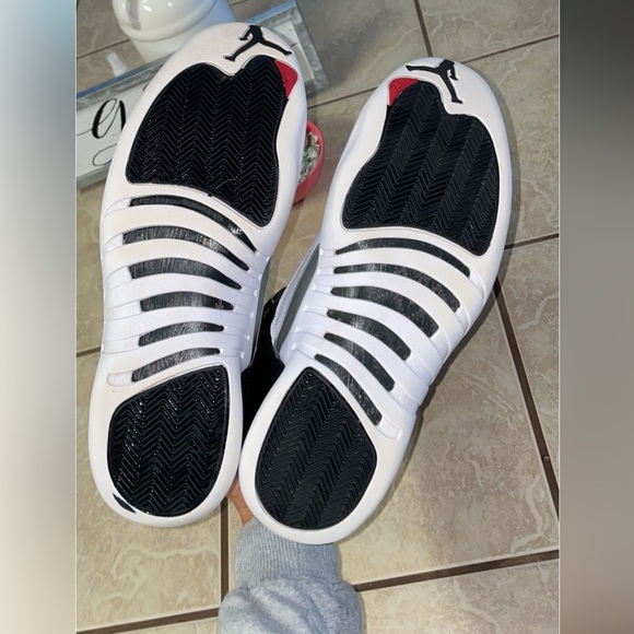 Jordan 12 playoffs - Picture 6 of 6